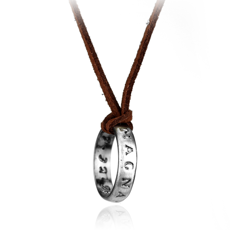 Game Anime Leather Chain Ring  - Necklace Pendant 评论和价格
