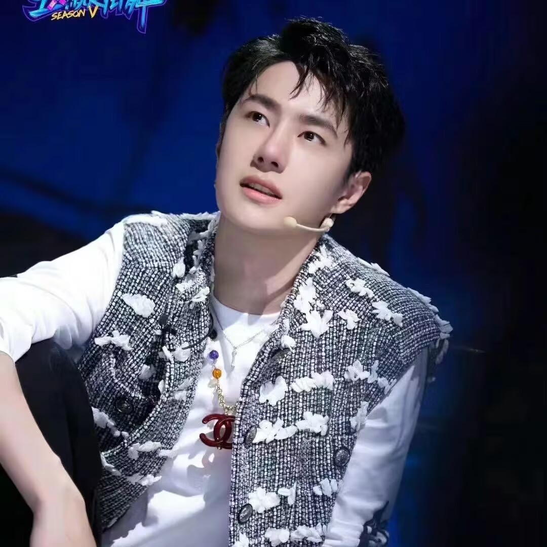 Upgraded version! Wang Yibo's  - Necklace Pendant 评论和价格