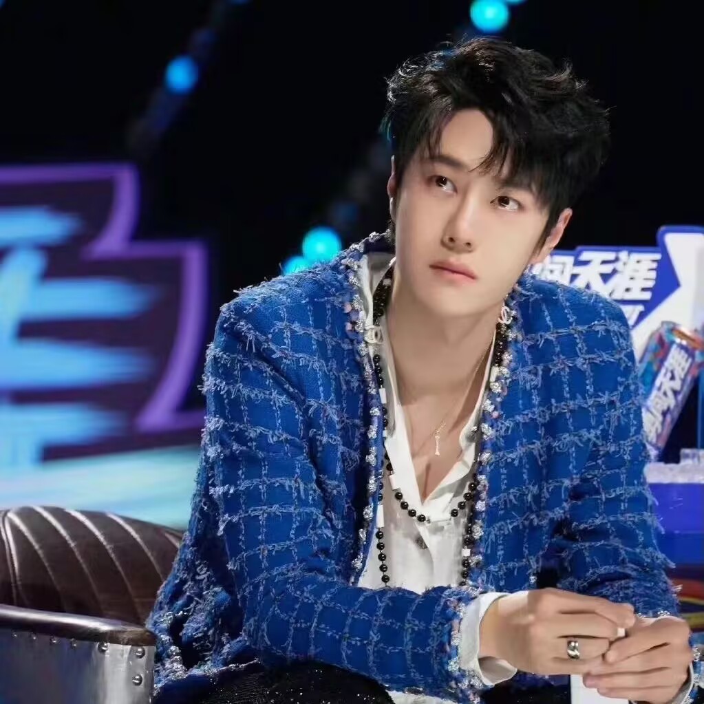 Upgraded version! Wang Yibo's  - Necklace Pendant 评论和价格